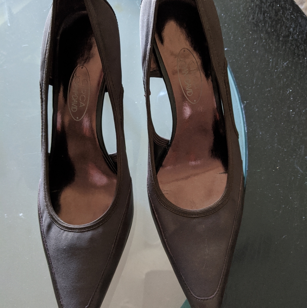 Shoes - Picture 3 of 4